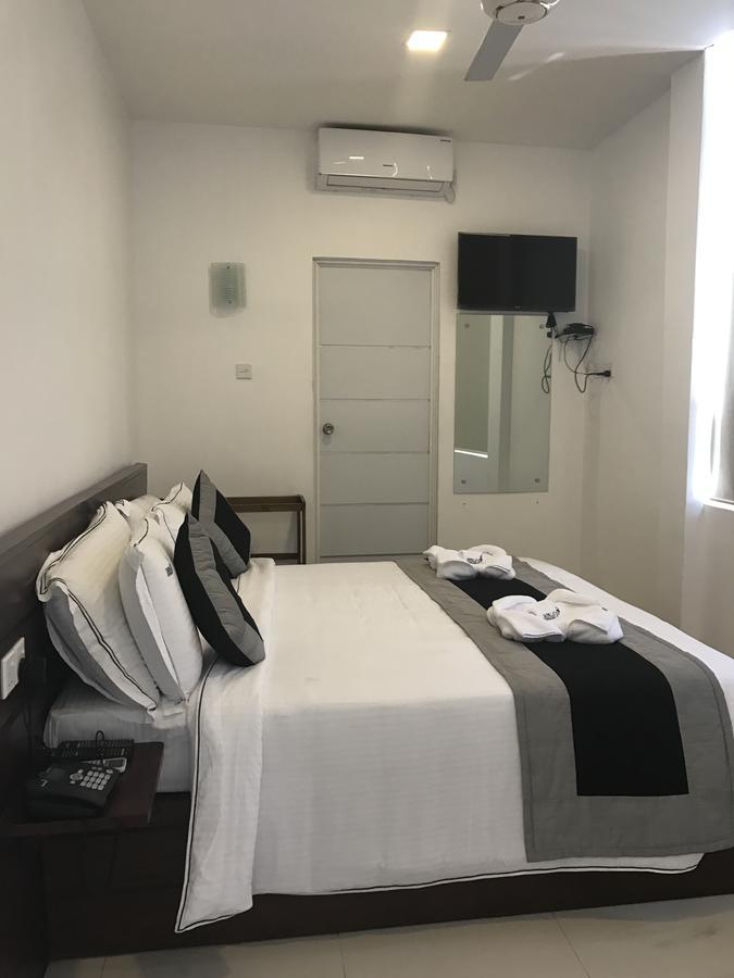 Impala City Hotel And Hostel Kandy 50 ภายนอก รูปภาพ