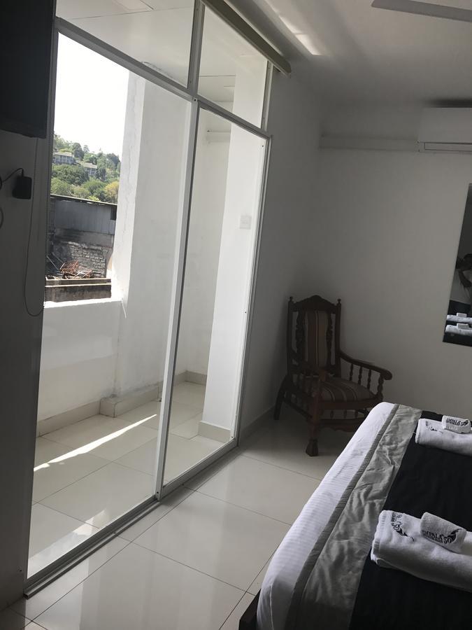 Impala City Hotel And Hostel Kandy 50 ภายนอก รูปภาพ